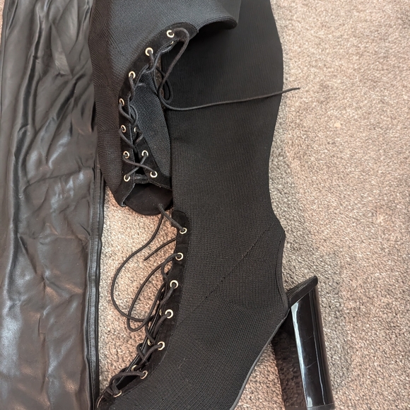 Designer Clothing Lot - Picture 6 of 6